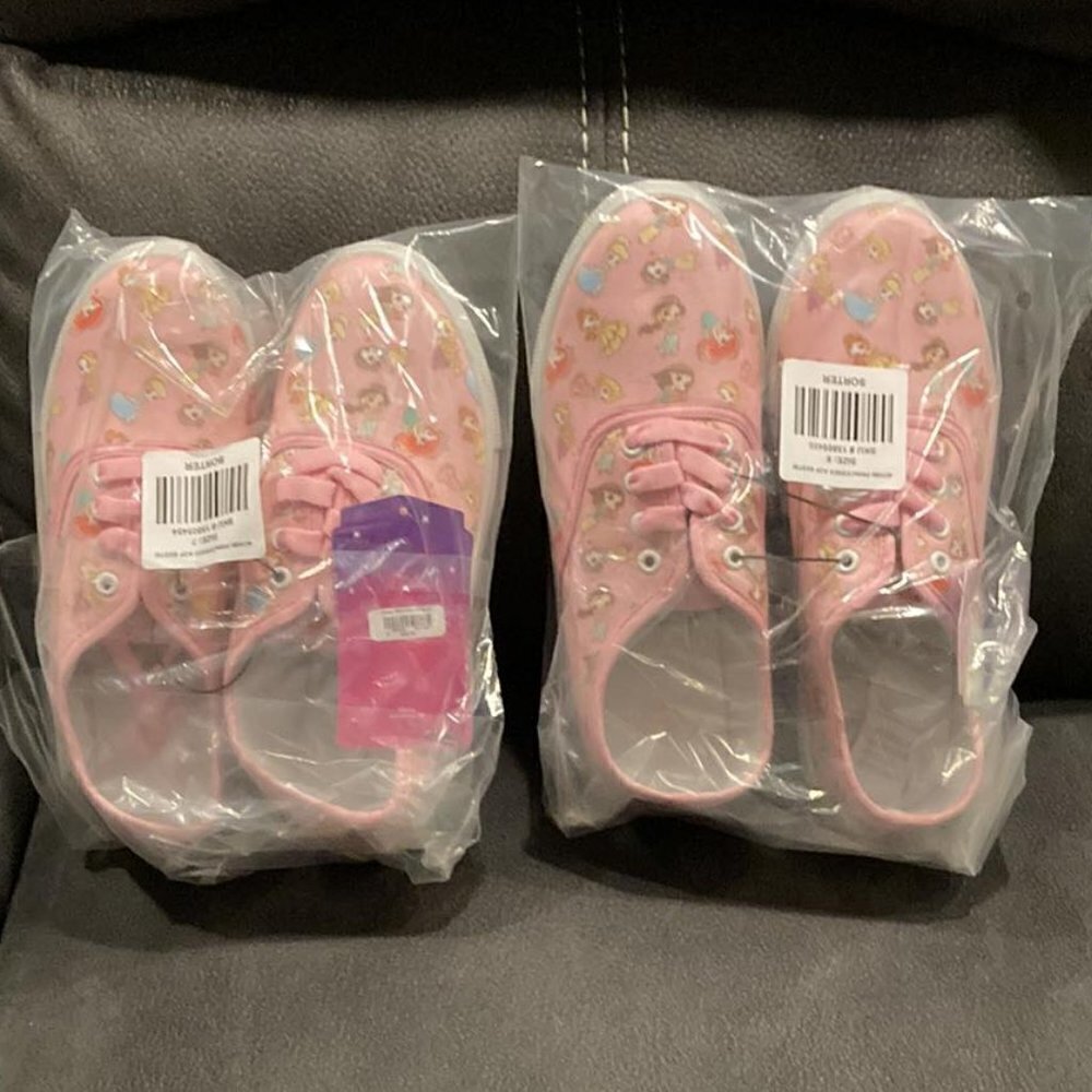 Hot Topic Disney Princess Chibi Lace-Up Sneakers